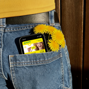 telephone dans la poche TSHIRT OK